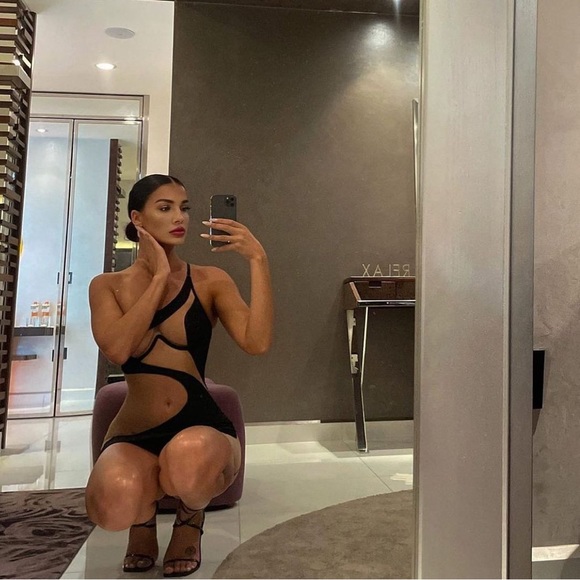 God Save Queens ‘Carmen’ Dress NWT - Picture 8 of 11